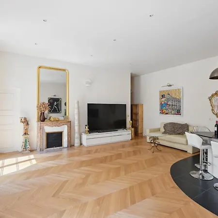 Appartamento Le Luxe A La Francaise *